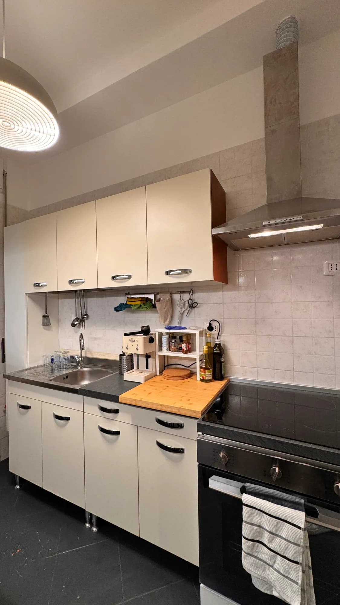 Kitchen 1