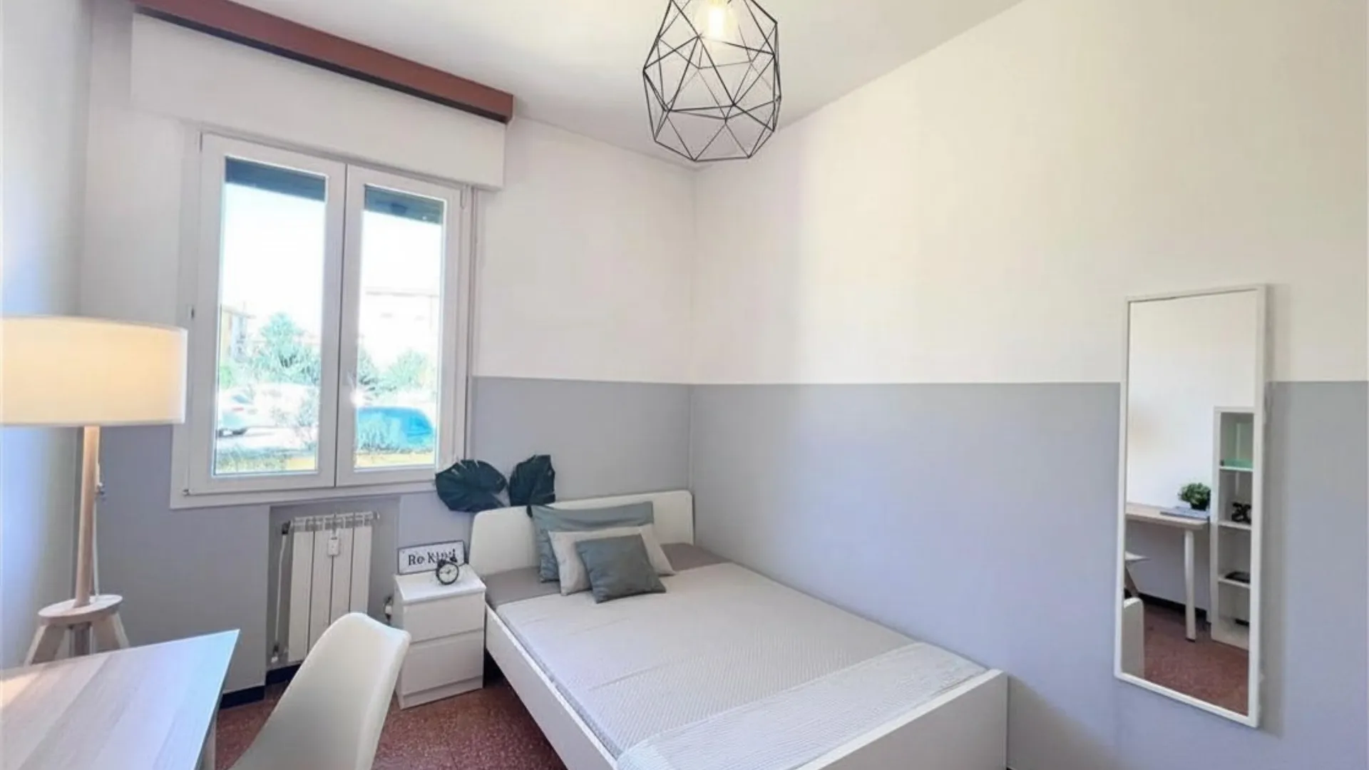 Private room in Milan photo 3