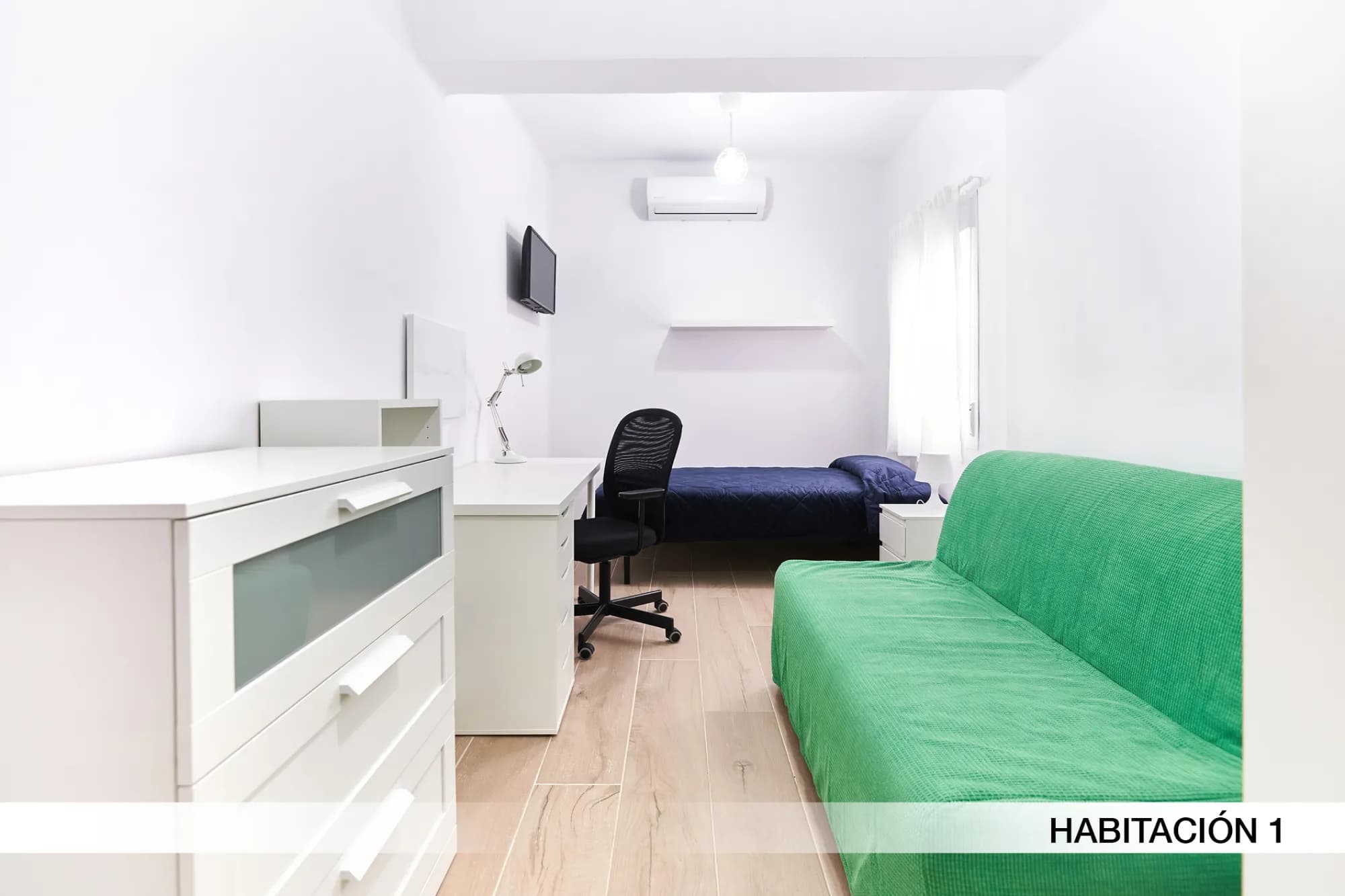 Room in Seville